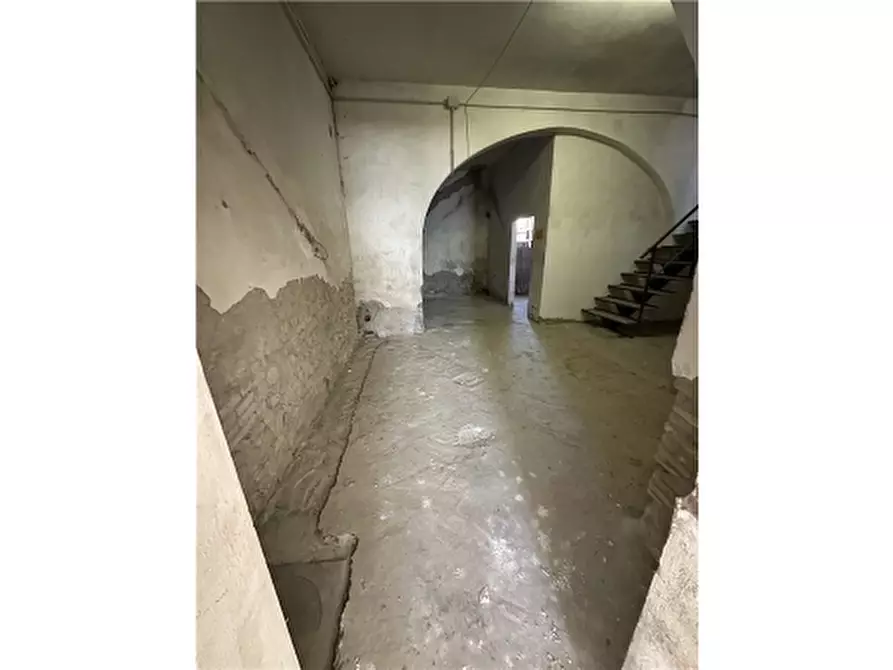 Immagine 33 di Appartamento in vendita  a Empoli