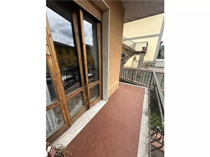 Immagine 10 di Appartamento in vendita  a Pontassieve