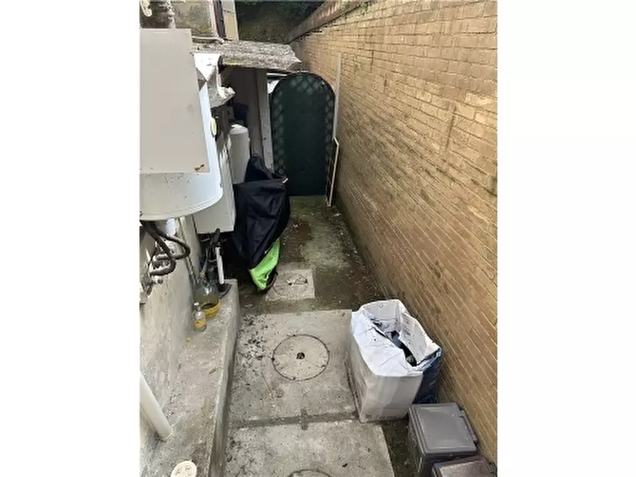 Immagine 9 di Appartamento in vendita  a Empoli