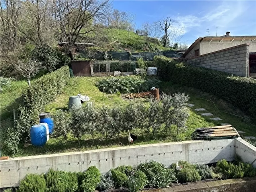 Immagine 11 di Villa in vendita  a Lastra A Signa