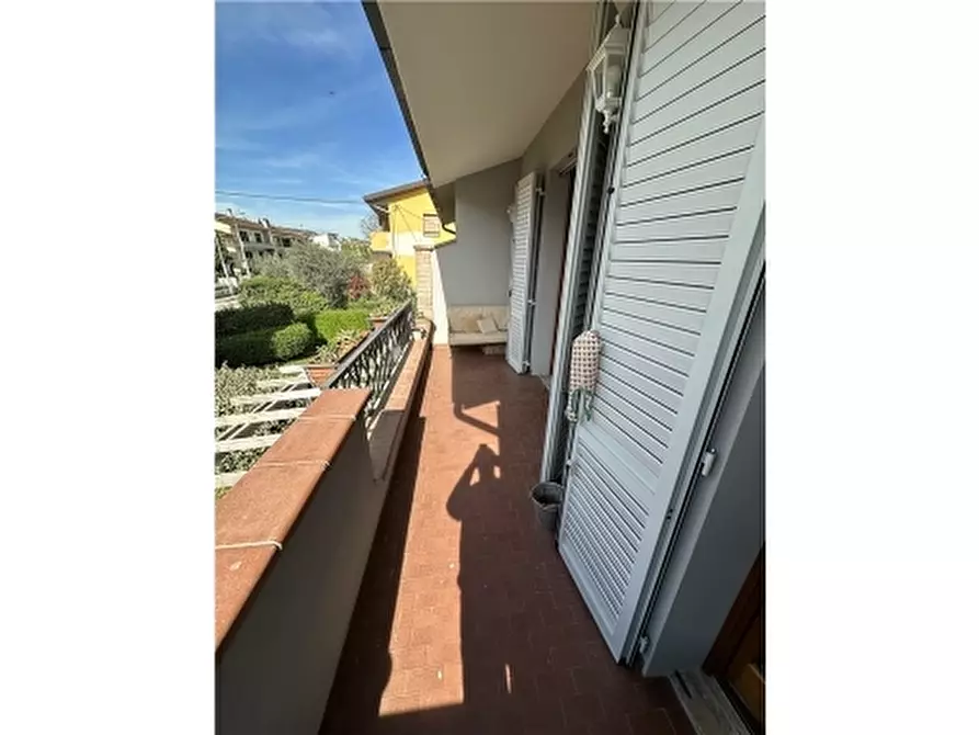 Immagine 24 di Villa in vendita  a Lastra A Signa