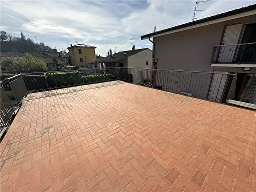 Immagine 37 di Villa in vendita  a Lastra A Signa