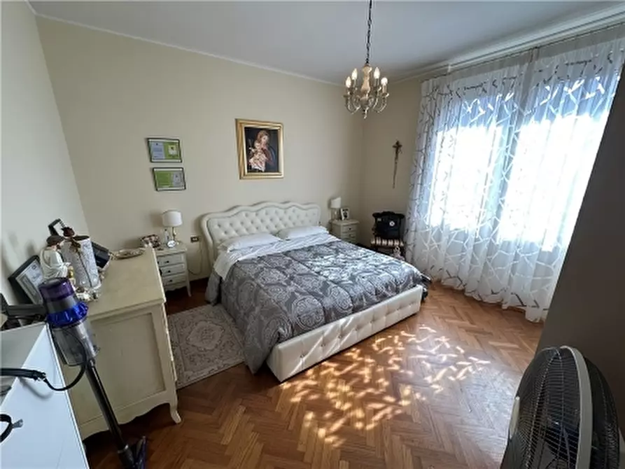 Immagine 39 di Villa in vendita  a Lastra A Signa