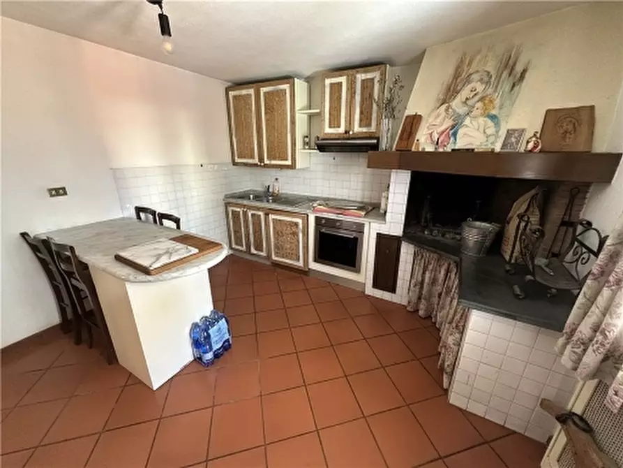 Immagine 72 di Villa in vendita  a Lastra A Signa