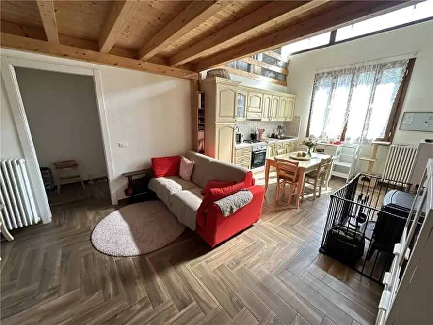 Immagine 88 di Villa in vendita  a Lastra A Signa