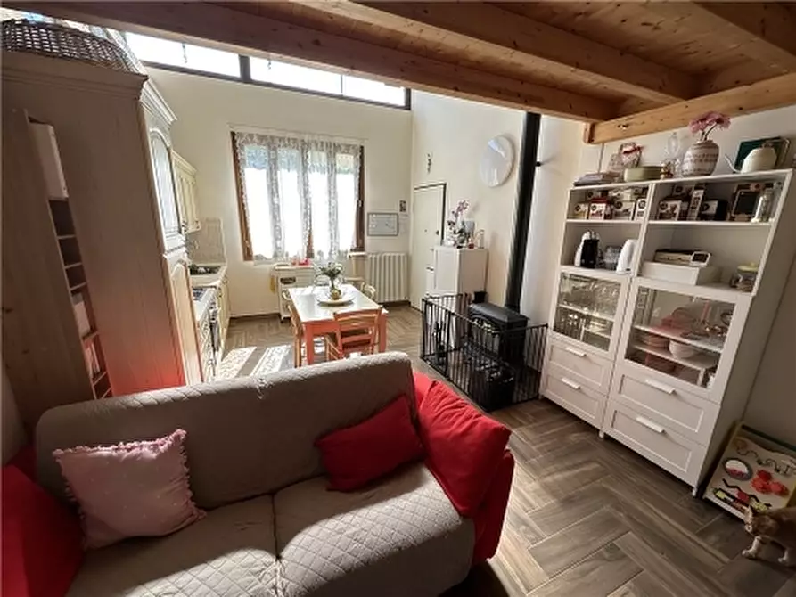 Immagine 89 di Villa in vendita  a Lastra A Signa