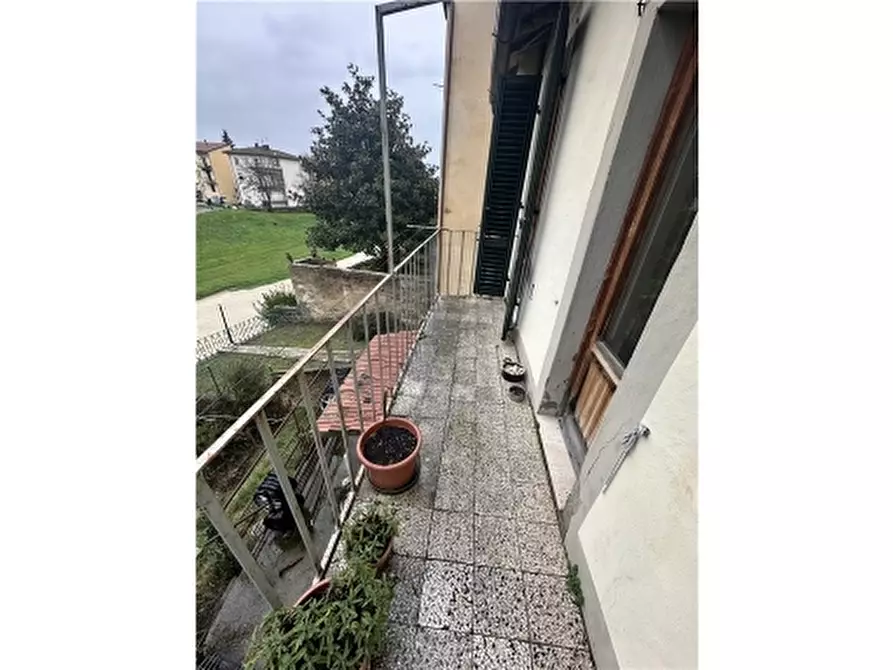 Immagine 25 di Villa in vendita  a Montelupo Fiorentino