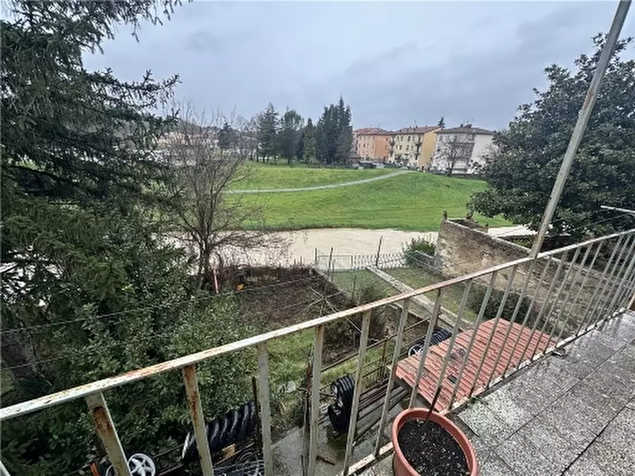Immagine 26 di Villa in vendita  a Montelupo Fiorentino