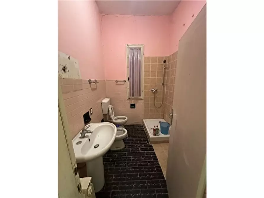 Immagine 35 di Villa in vendita  a Montelupo Fiorentino