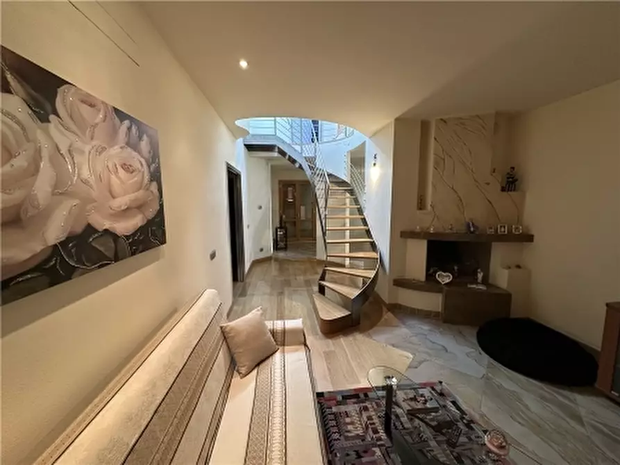 Immagine 20 di Villa in vendita  a Montelupo Fiorentino