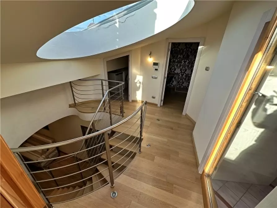 Immagine 31 di Villa in vendita  a Montelupo Fiorentino