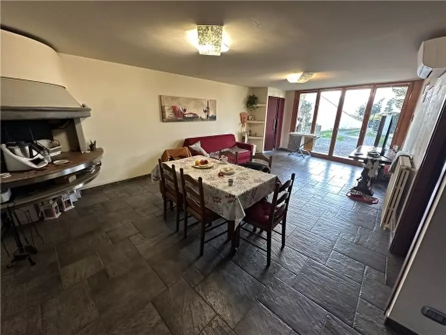 Immagine 40 di Villa in vendita  a Montelupo Fiorentino