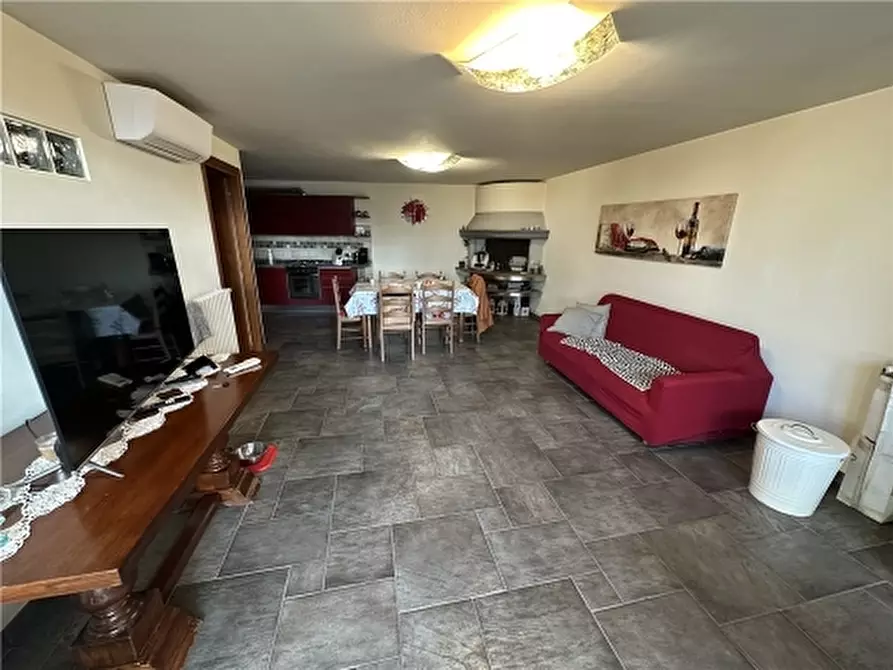 Immagine 41 di Villa in vendita  a Montelupo Fiorentino