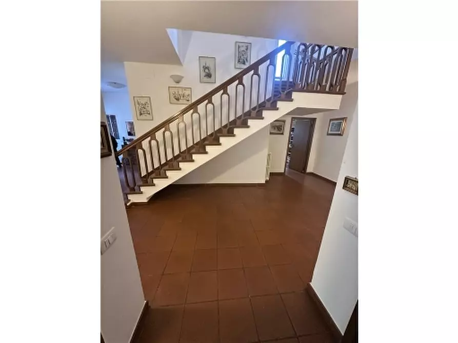 Immagine 20 di Villa in vendita  a Empoli