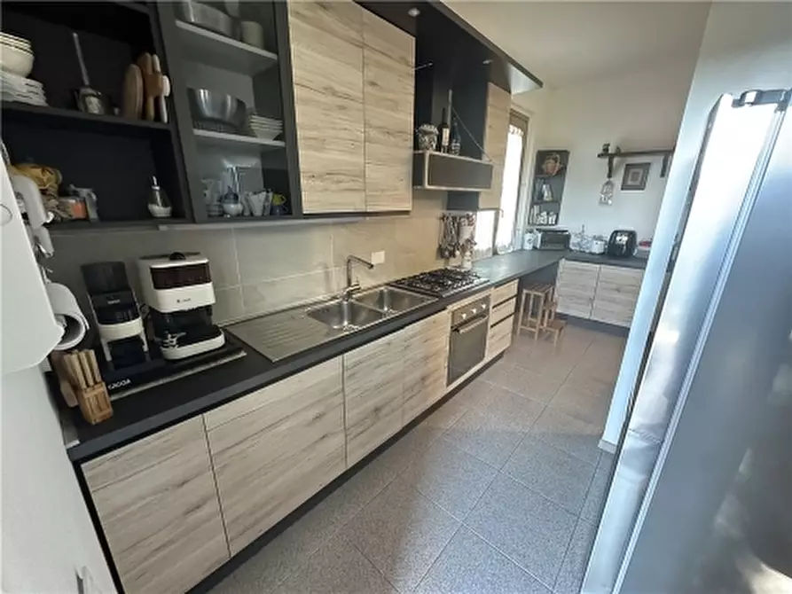 Immagine 27 di Villa in vendita  a Empoli