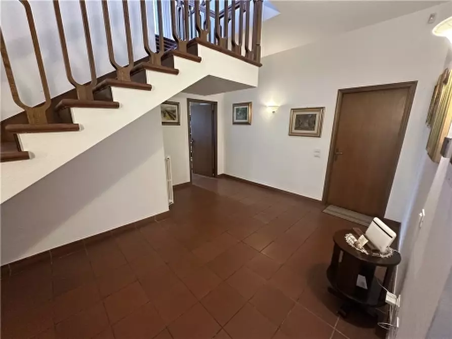 Immagine 29 di Villa in vendita  a Empoli