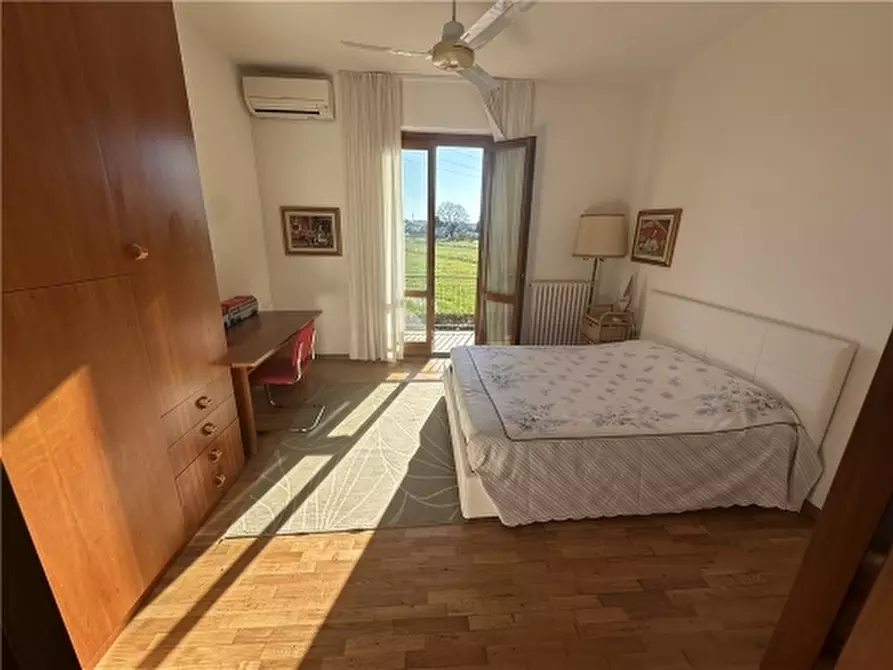 Immagine 41 di Villa in vendita  a Empoli