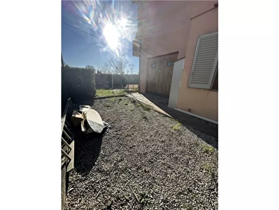 Immagine 71 di Villa in vendita  a Empoli