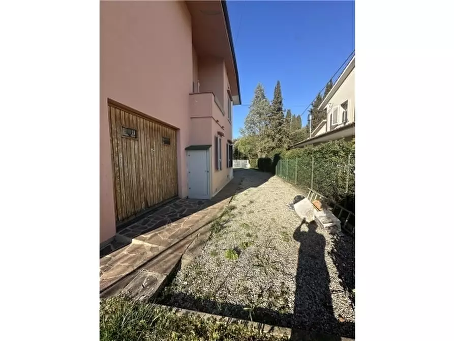 Immagine 72 di Villa in vendita  a Empoli
