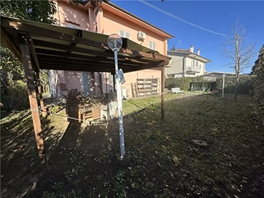 Immagine 77 di Villa in vendita  a Empoli