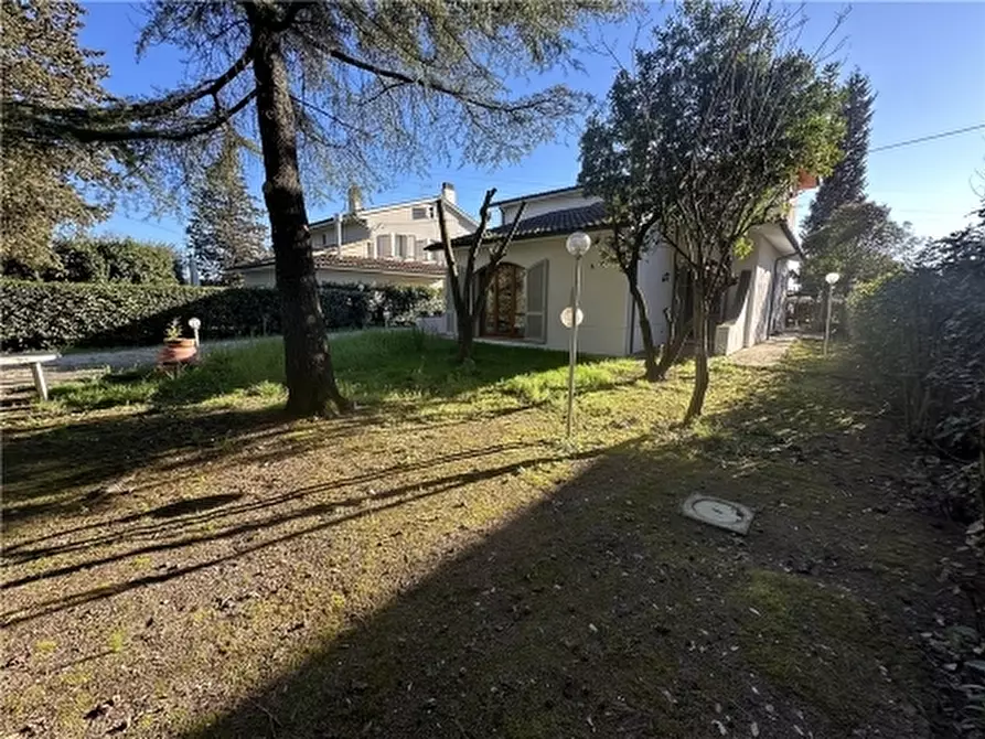 Immagine 82 di Villa in vendita  a Empoli