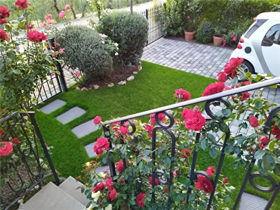 Immagine 10 di Villa in vendita  a Lastra A Signa