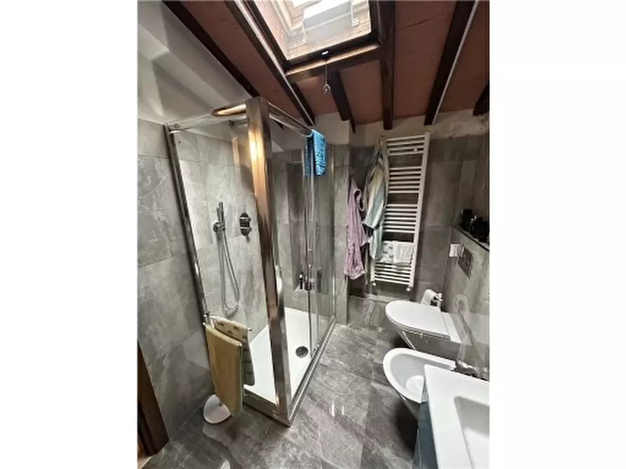 Immagine 42 di Villa in vendita  a Lastra A Signa