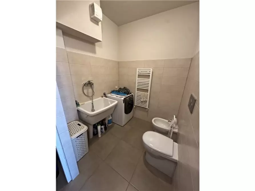 Immagine 48 di Villa in vendita  a Lastra A Signa