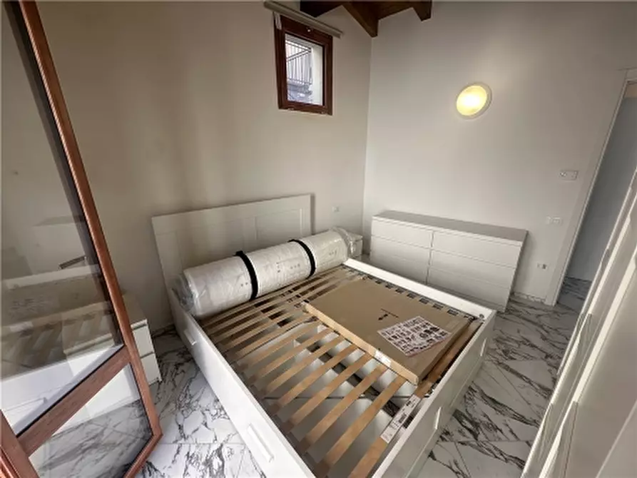Immagine 15 di Villa in affitto  a Empoli