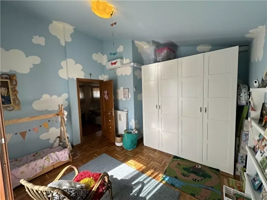 Immagine 65 di Villa in vendita  a Lastra A Signa