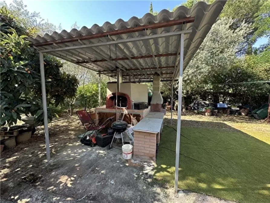 Immagine 9 di Villa in vendita  a Scandicci