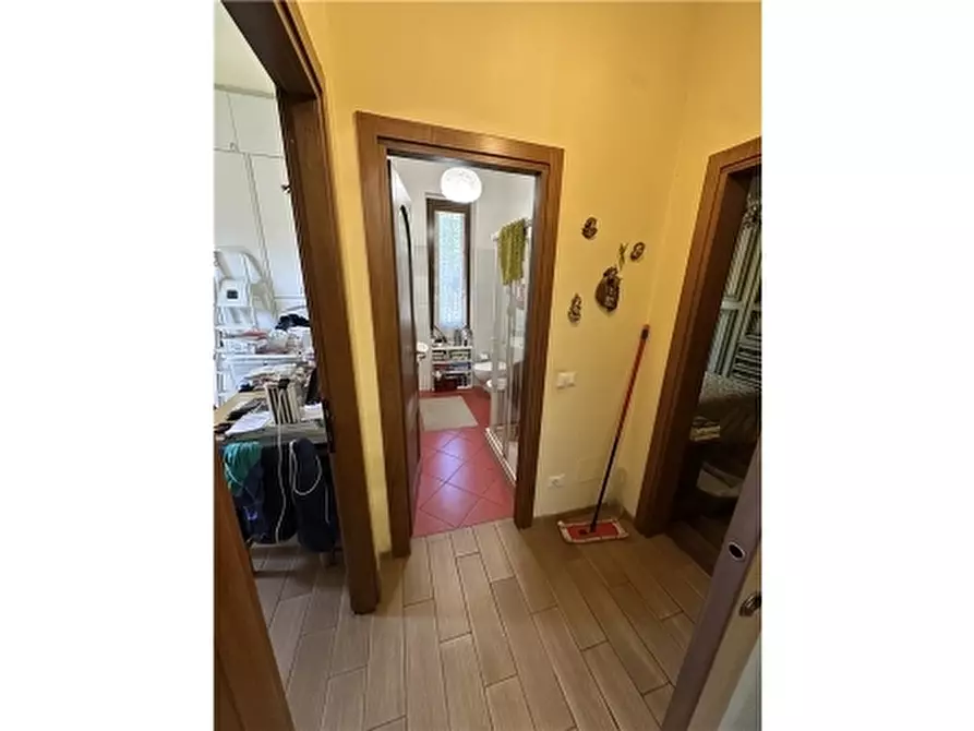Immagine 27 di Villa in vendita  a Scandicci