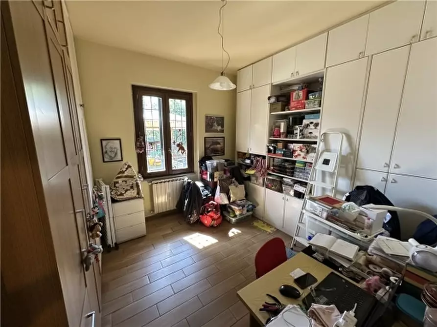 Immagine 29 di Villa in vendita  a Scandicci