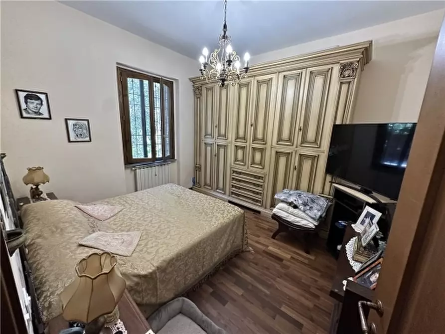 Immagine 33 di Villa in vendita  a Scandicci