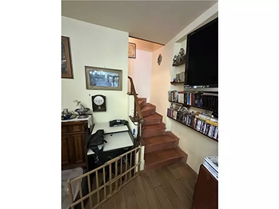 Immagine 35 di Villa in vendita  a Scandicci