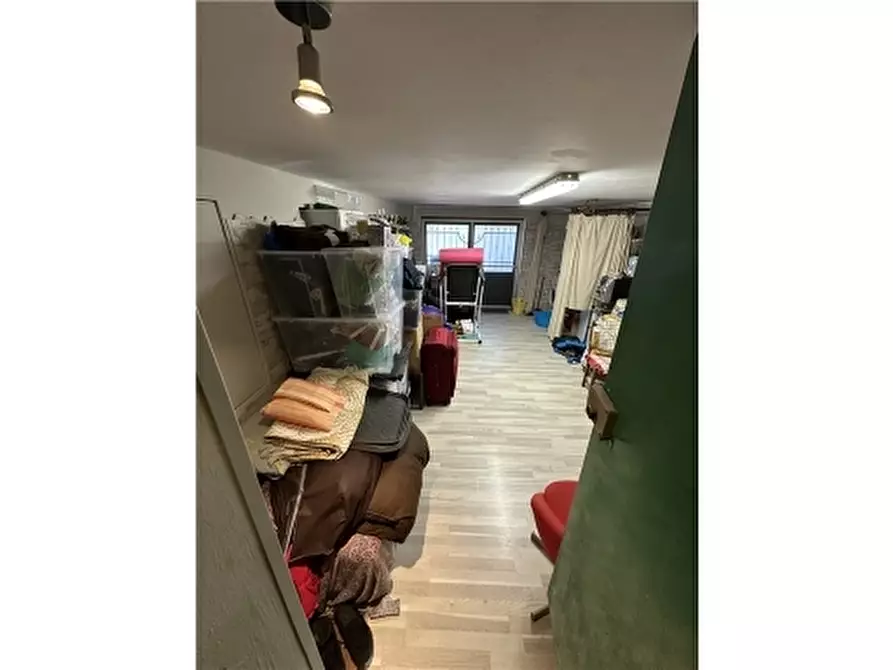 Immagine 46 di Villa in vendita  a Scandicci