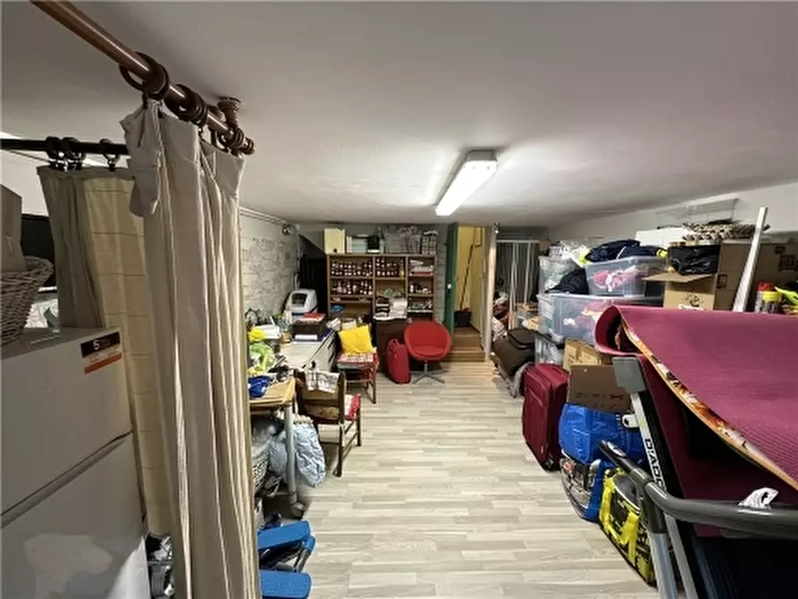 Immagine 50 di Villa in vendita  a Scandicci
