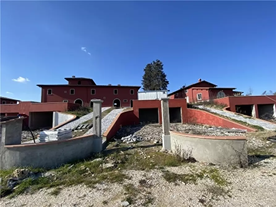 Immagine 13 di Rustico / casale in vendita  a Lastra A Signa