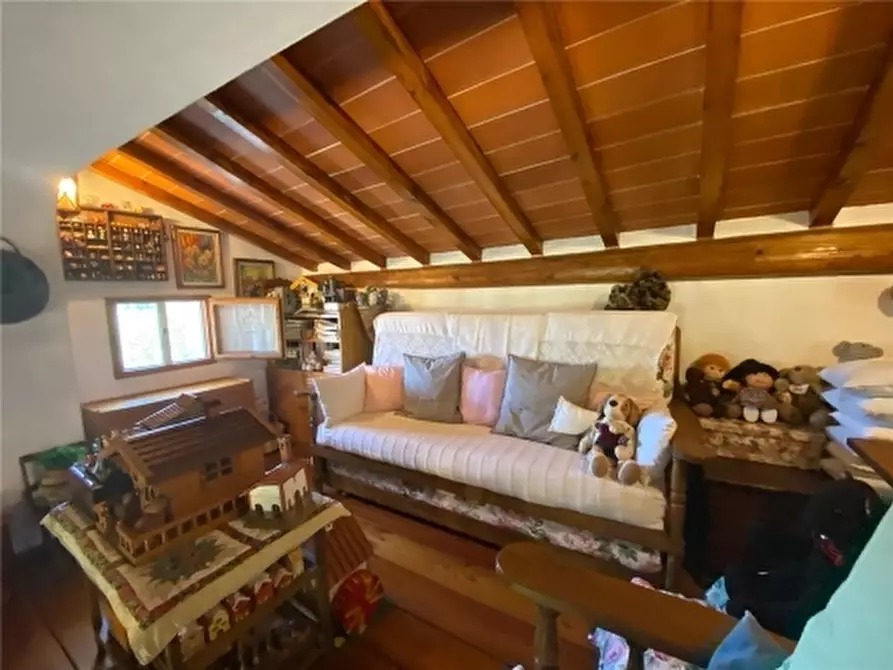 Immagine 23 di Rustico / casale in vendita  a Lastra A Signa