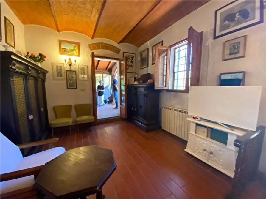 Immagine 30 di Rustico / casale in vendita  a Lastra A Signa