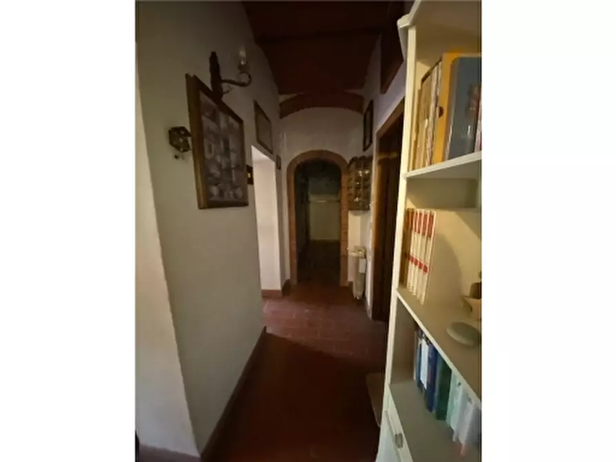 Immagine 32 di Rustico / casale in vendita  a Lastra A Signa