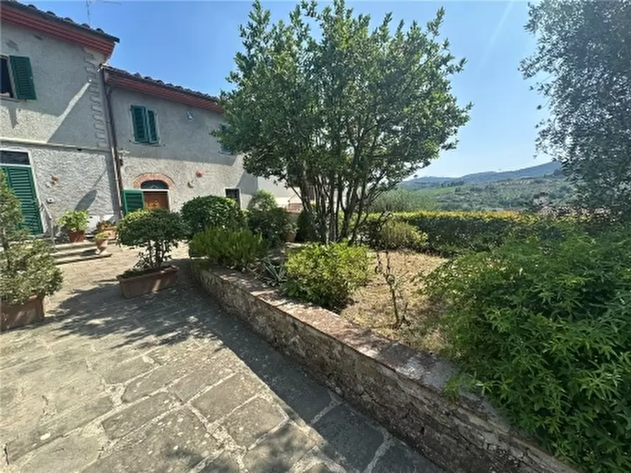 Immagine 3 di Rustico / casale in vendita  a Carmignano