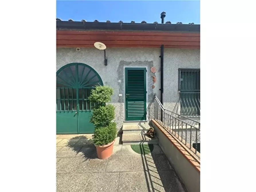 Immagine 14 di Rustico / casale in vendita  a Carmignano