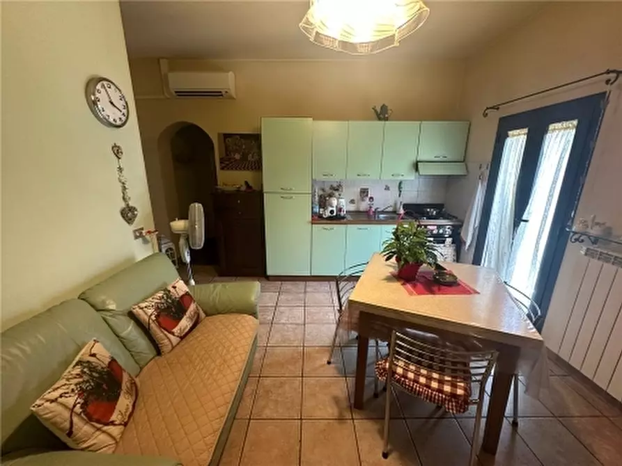 Immagine 16 di Rustico / casale in vendita  a Carmignano