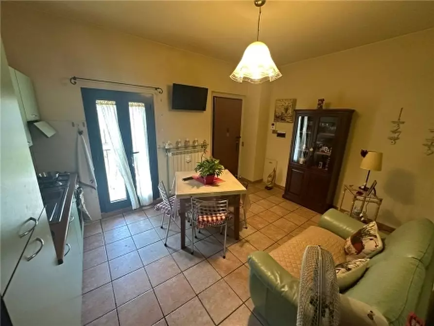 Immagine 17 di Rustico / casale in vendita  a Carmignano