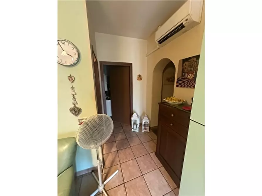 Immagine 18 di Rustico / casale in vendita  a Carmignano