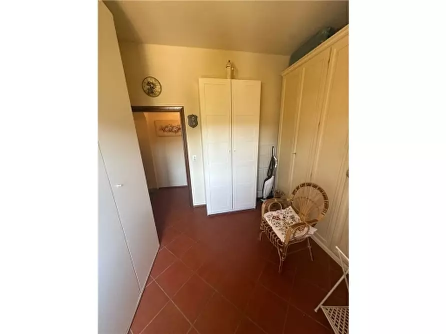 Immagine 24 di Rustico / casale in vendita  a Carmignano