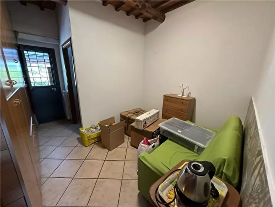 Immagine 32 di Rustico / casale in vendita  a Carmignano