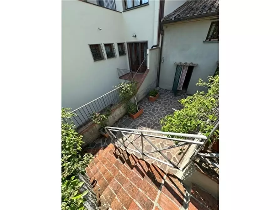 Immagine 47 di Rustico / casale in vendita  a Carmignano