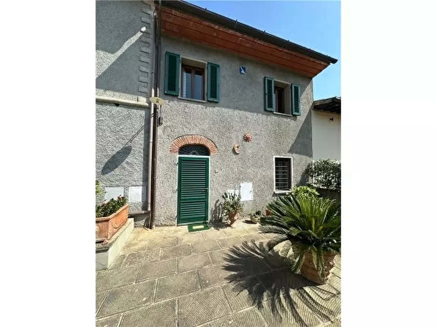 Immagine 50 di Rustico / casale in vendita  a Carmignano